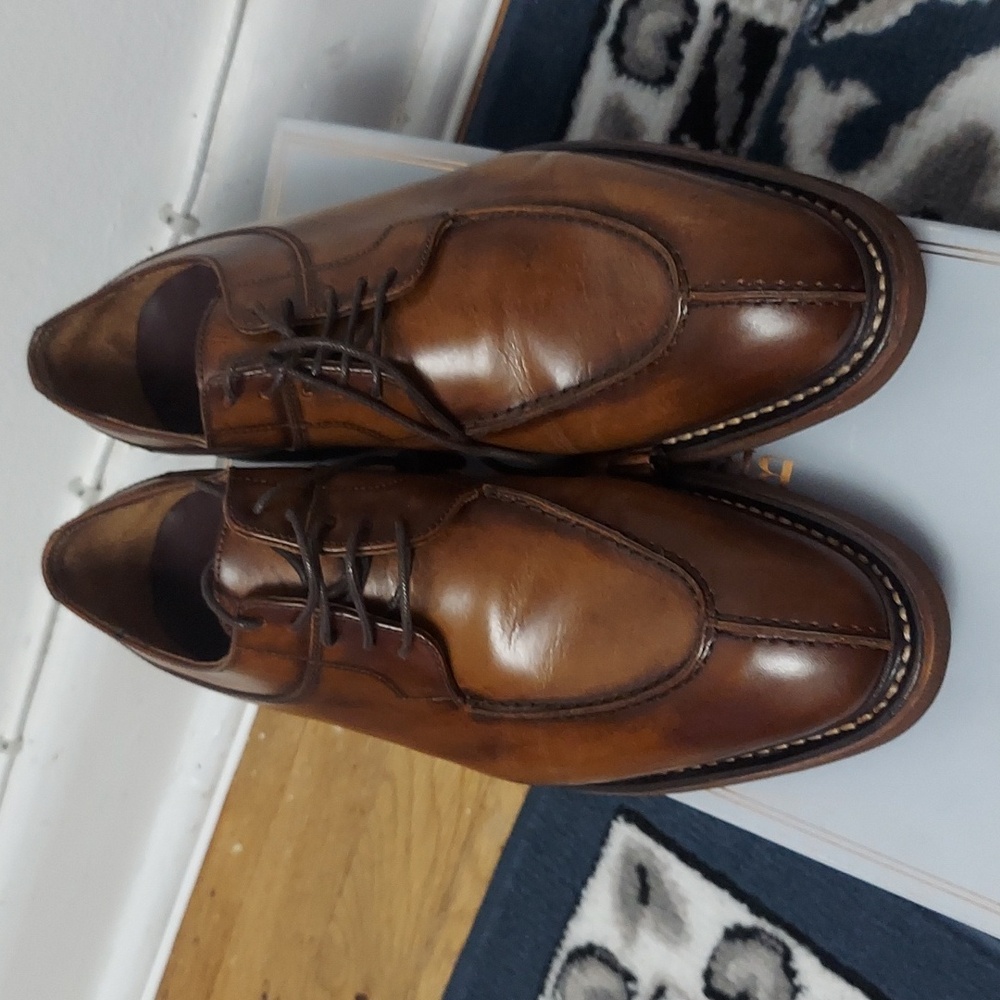 SHOES FOR MEN SIZE 8  BRAND BRUNOMAGLI